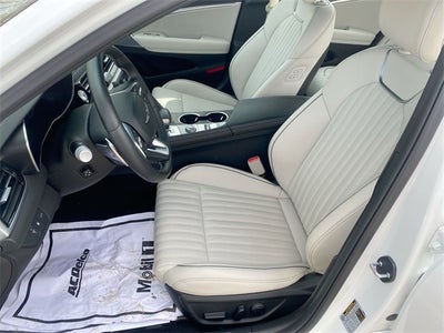 2024 Genesis G70 2.5T
