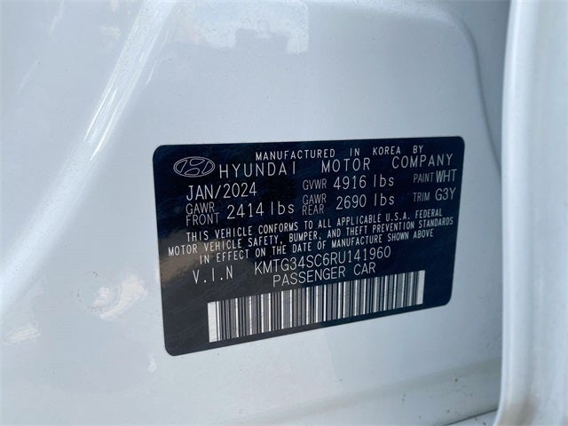 2024 Genesis G70 2.5T