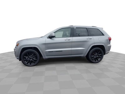 2020 Jeep Grand Cherokee Laredo