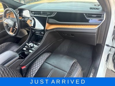 2022 Jeep Grand Cherokee Summit