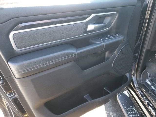 2020 RAM 1500 Big Horn Crew Cab 4x4 5'7" Box