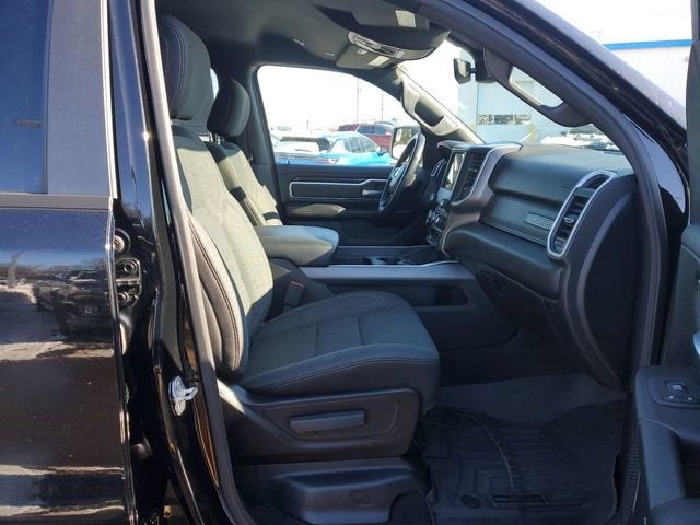 2020 RAM 1500 Big Horn Crew Cab 4x4 5'7" Box