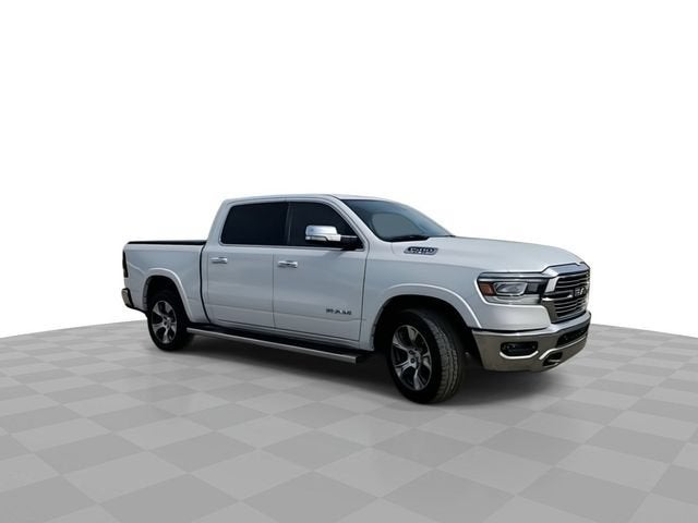 2019 RAM 1500 Laramie Crew Cab 4x4 5'7" Box