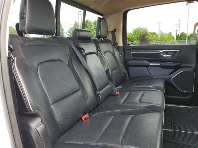 2019 RAM 1500 Laramie Crew Cab 4x4 5'7" Box