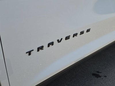 2024 Chevrolet Traverse LT