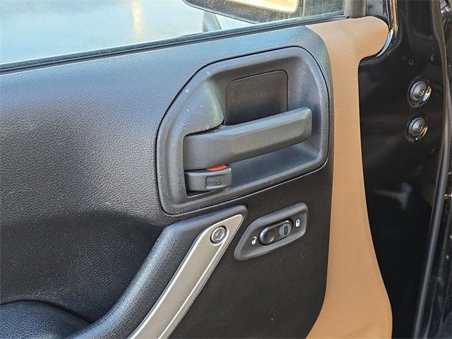 2011 Jeep Wrangler Unlimited Sahara