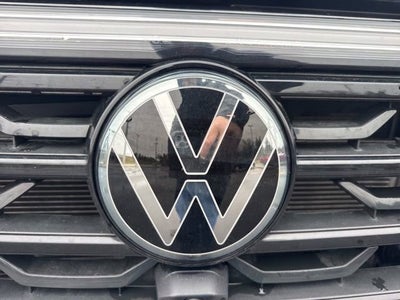 2024 Volkswagen Atlas Cross Sport 2.0T SEL Premium R-Line