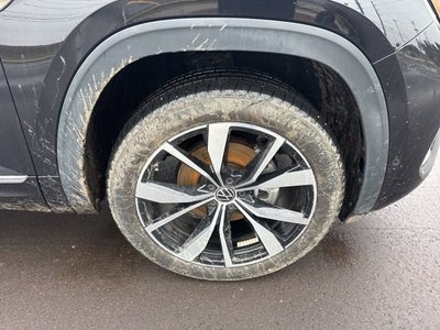 2024 Volkswagen Atlas Cross Sport 2.0T SEL Premium R-Line