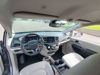 2018 Chrysler Pacifica Hybrid Touring Plus