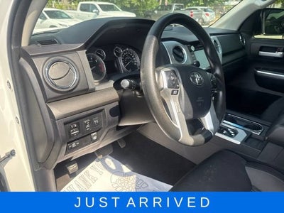 2017 Toyota Tundra 4WD SR