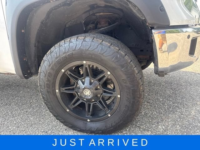 2017 Toyota Tundra 4WD SR