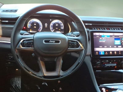 2025 Jeep Grand Cherokee L Summit 4x4