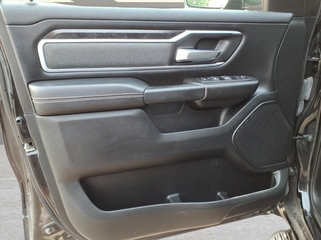 2022 RAM 1500 Big Horn Crew Cab 4x4 5'7" Box