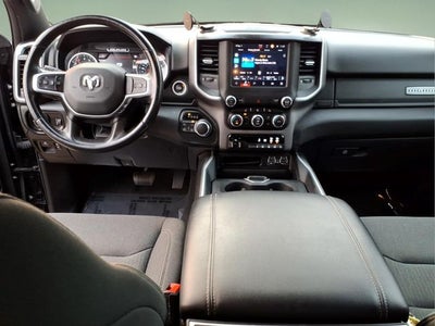 2022 RAM 1500 Big Horn Crew Cab 4x4 5'7" Box