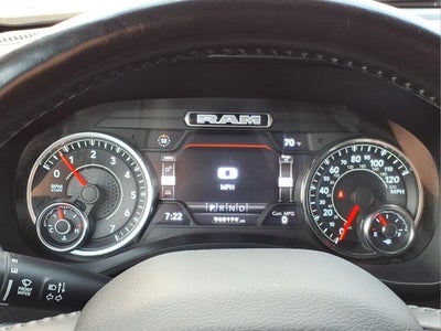2022 RAM 1500 Big Horn Crew Cab 4x4 5'7" Box
