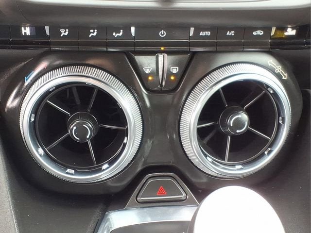 2022 Chevrolet Camaro LT1