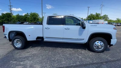 2026 Chevrolet Silverado 3500 HD High Country DRW