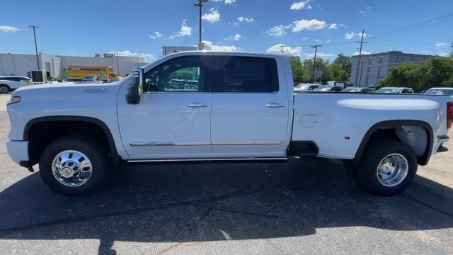 2026 Chevrolet Silverado 3500 HD High Country DRW