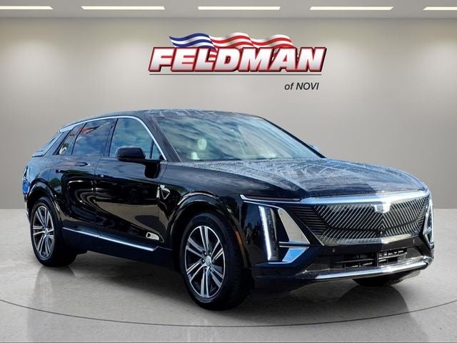 2024 Cadillac LYRIQ Luxury 2