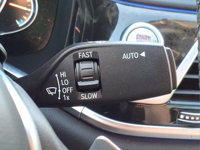 2016 BMW 750i 750i