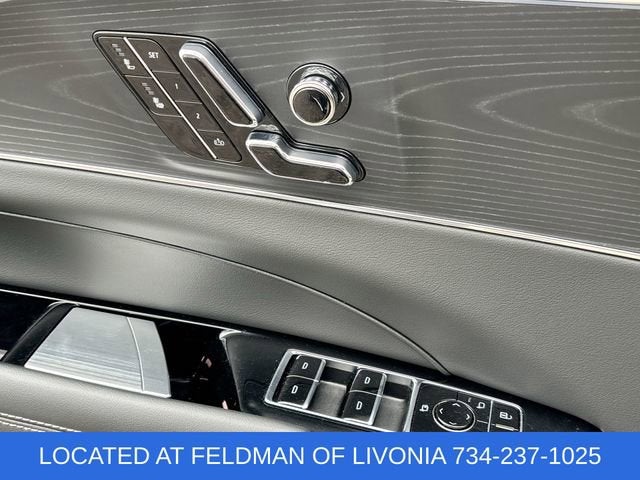 2024 Cadillac LYRIQ Luxury 1