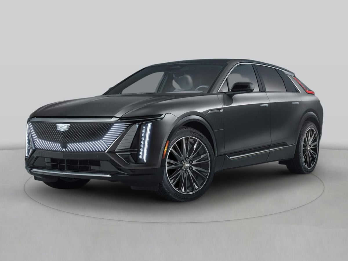 2024 Cadillac LYRIQ Luxury 2