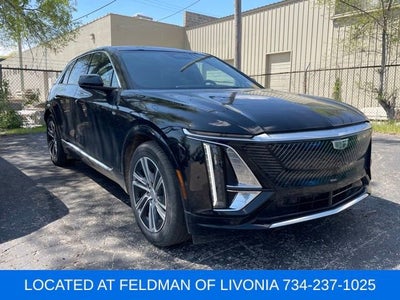2024 Cadillac LYRIQ Luxury 2