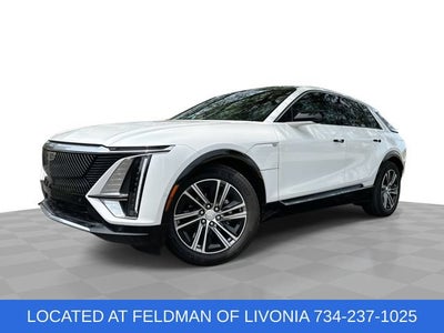 2024 Cadillac LYRIQ Luxury 2