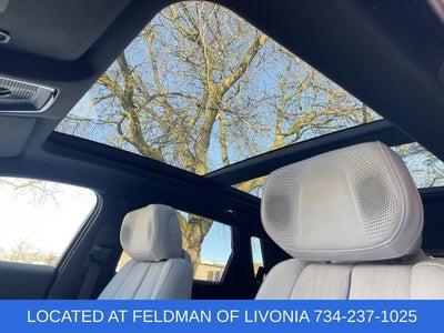 2024 Cadillac LYRIQ Luxury 2