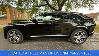2024 Cadillac LYRIQ Luxury 2