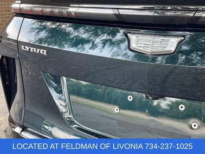 2024 Cadillac LYRIQ Luxury 2