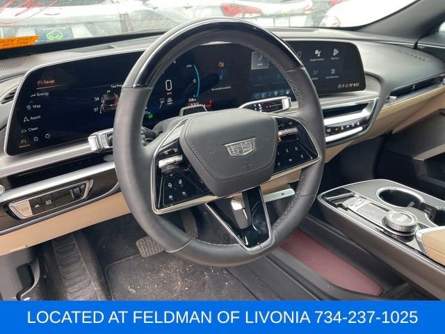 2024 Cadillac LYRIQ Luxury 3