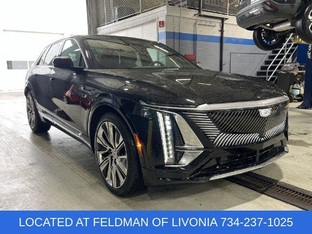 2024 Cadillac LYRIQ Luxury 3