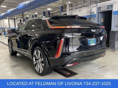 2024 Cadillac LYRIQ Luxury 3