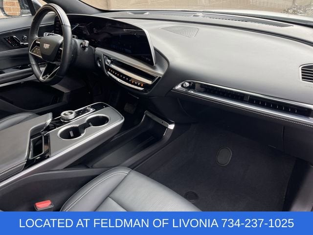 2024 Cadillac LYRIQ Sport 2