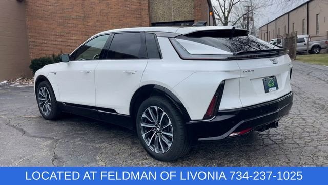 2024 Cadillac LYRIQ Sport 2