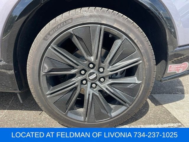 2024 Cadillac LYRIQ Sport 3
