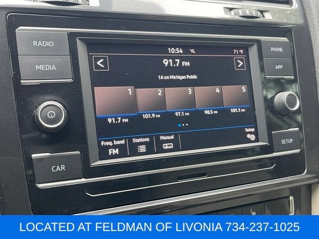 2018 Volkswagen Golf SportWagen TSI S
