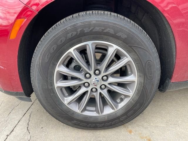 2024 Buick Enclave Essence