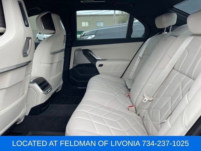 2024 BMW 740i xDrive