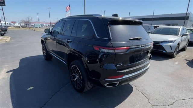 2022 Jeep Grand Cherokee Summit Reserve