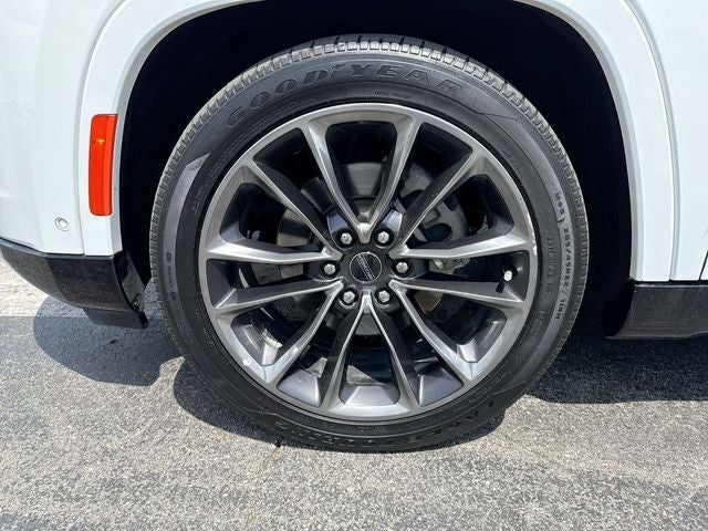 2024 Jeep Grand Wagoneer L Series III