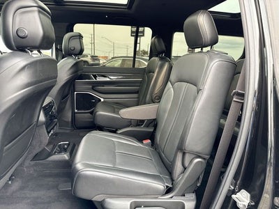 2022 Jeep Wagoneer Series III