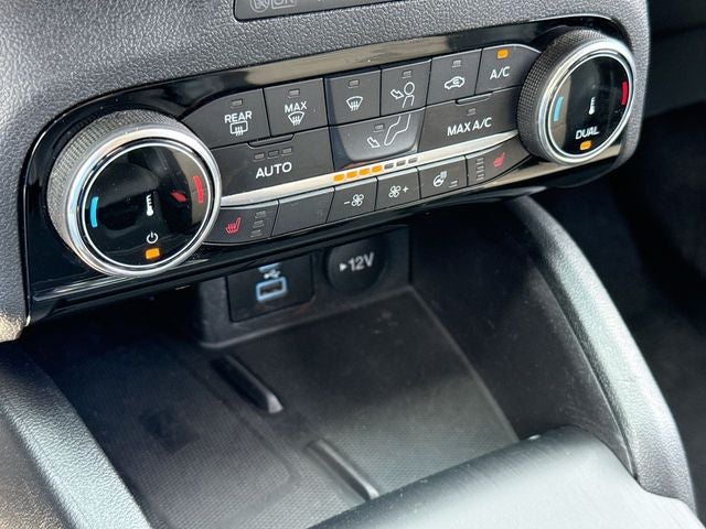 2022 Ford Escape Plug-In Hybrid Titanium