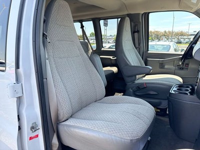 2022 Chevrolet Express 2500 LT Passenger
