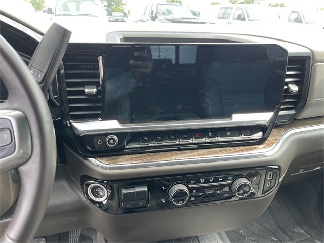 2023 Chevrolet Silverado 1500 LT LT1