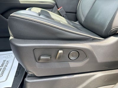 2025 GMC Yukon XL Elevation