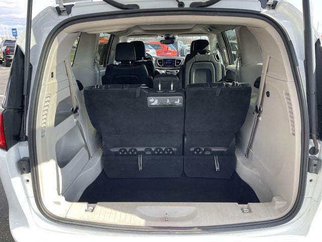 2019 Chrysler Pacifica Touring L Plus