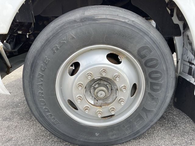 2015 Kenworth T300 Base