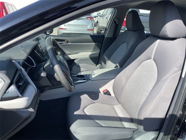 2023 Toyota Camry Hybrid LE